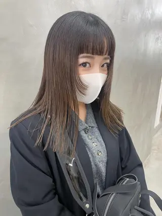 セミロング yurika☁️ 似合わせ｜レイヤーのヘアスタイル