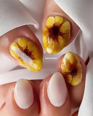 ネイル 3dパーツ/流行り 👧shushu❤️のネイルデザイン