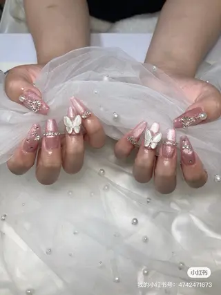 ネイル U·Mi nail salon所属・U·MI 上野御徒町店のネイルデザイン