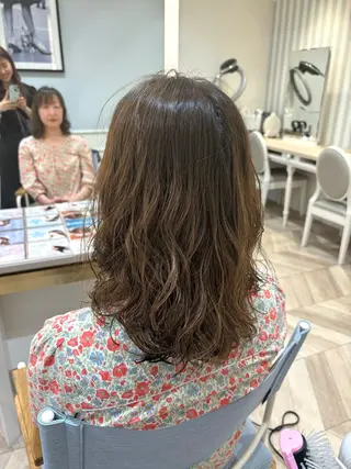 ロング パーマ 💐レイヤー/透明感 カラー💐智口彩香のヘアスタイル