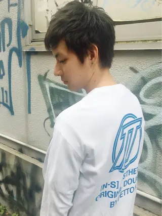 ショート メンズ ウルフカット／吉村 桃子のヘアスタイル