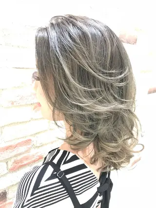 カラー en.所属・松山 真也のヘアスタイル