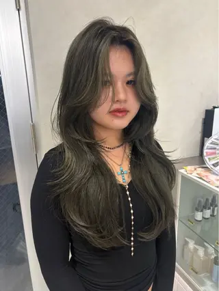 ロング Yuta✂︎ 韓国レイヤー🪽のヘアスタイル