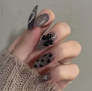 ネイル Oomiya 服部のネイルデザイン