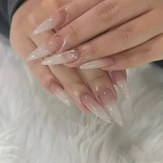 ネイル 透明感ネイル ｜mahiru.のネイルデザイン