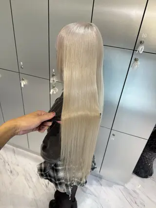 ロング 🌟龍明🌟福岡 ハイトーン🌟のヘアスタイル