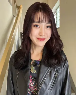 セミロング siki所属・SIKI yuuna レイヤーカット🪽のヘアスタイル