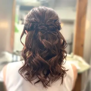 ヘアアレンジ アイルーチェ所属・Hair&Make キキのヘアスタイル