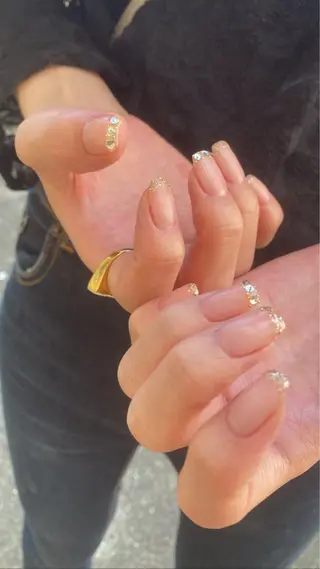 ネイル nailsalon　hue所属・小山 羽奈のネイルデザイン