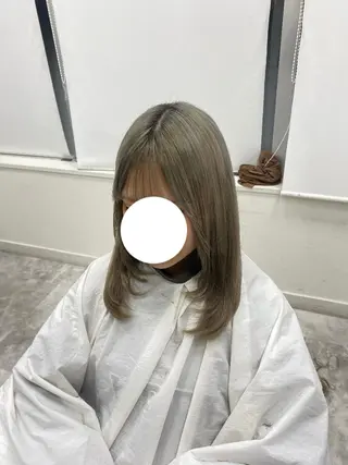 ミディアム 寺井 萌恵のヘアスタイル