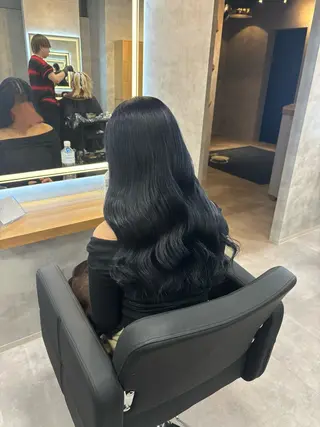 ロング カラー パーマ ヘアアレンジ 透明感ブリーチカラー 🌈TOMOHIROのヘアスタイル