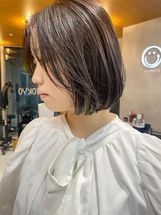 ショート カラー センターパート/ 暖色カラーayuのヘアスタイル