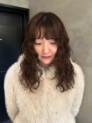 セミロング パーマ デザイン/アレンジ ❤︎イシイレイのヘアスタイル