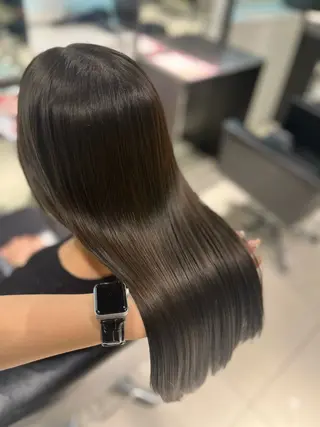 ロング 髪質改善/透明感カラ ー/レイヤー/あやはのヘアスタイル