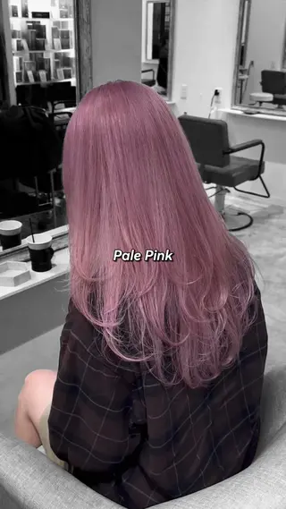 ロング カラー ura/デザイン/ ハイトーン/個性派のヘアスタイル