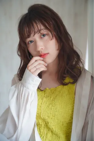 ミディアム カラー パーマ ヘアアレンジ 三好春奈 /イルミナカラーのヘアスタイル