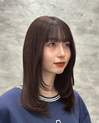 セミロング 小島 咲音/艶カラー /酸性ストレートのヘアスタイル