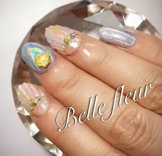 ミディアム ネイル Belle fleurのネイルデザイン