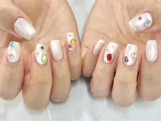 ネイル WonderShe nailsalon所属・WonderShe ひなのネイルデザイン