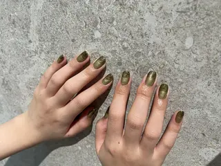 ネイル esby Loely MIZUKIのネイルデザイン