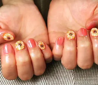 ネイル nail salon　Otete所属・かこ ・のネイルデザイン