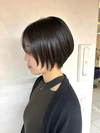 ショート Iris by artina 武蔵小杉店【イリス バイ アルティナ】所属・🎼レイヤー/顔周り カット/nene♬のヘアスタイル