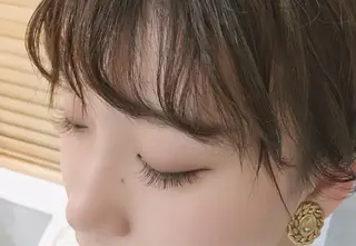 マツエク・マツパ 眉毛まつ毛専門店 uralogeのマツエク・マツパデザイン