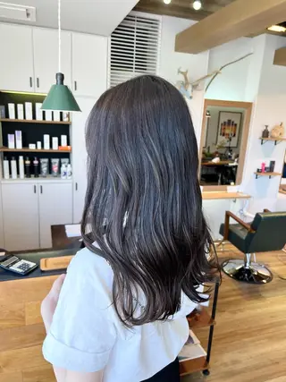 ロング 堀 望美のヘアスタイル