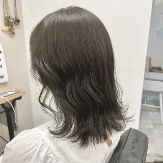 ショート カラー 色白に見える暗髪 梅田・増田のヘアスタイル