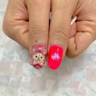 ネイル 五十嵐 美智のネイルデザイン