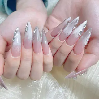 ネイル 🎀ネイルサロン エクラYUI🎀のネイルデザイン