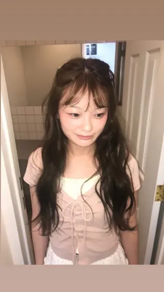 ロング runa/パーマ /ワンカラーモデルのヘアスタイル