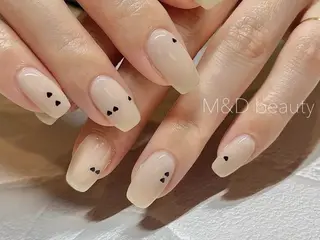 ネイル M&D BeautySalon武蔵小杉店所属・M&D武蔵小杉店 MIYAのネイルデザイン