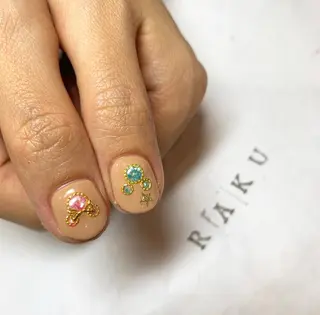 ネイル 駒月 明日香の眉毛・アイブロウイメージ