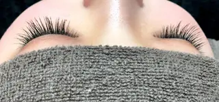 マツエク・マツパ ドーリーラッシュノースポート・モール店所属・Dolly lash Teradoのマツエク・マツパデザイン