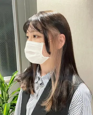 ロング カラー さと ちはるのヘアスタイル