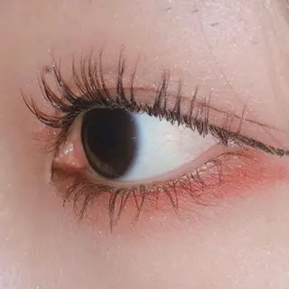 マツエク・マツパ 曲がる縮毛矯正 LIBER 　岩名のヘアスタイル