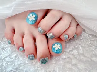 ネイル マジックミラー所属・マジック ミラーのネイルデザイン