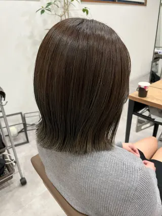 ミディアム カラー anon Loemのヘアスタイル