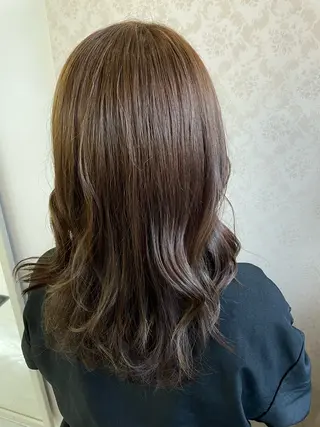 セミロング ヒヨシ ルナのヘアスタイル