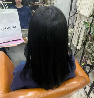 セミロング カラー 艶髪/ハイトーン/ ヘアセット/モエノのヘアスタイル