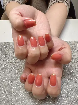 ネイル Guarendo錦糸町店所属・ガレンドウ 白澤 愛子のネイルデザイン