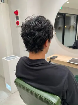 ショート パーマ メンズ 畠山 渚のヘアスタイル