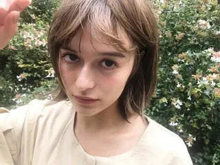 ミディアム 鈴木 千裕のヘアスタイル