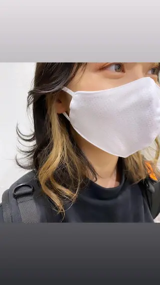 ミディアム kai .のヘアスタイル