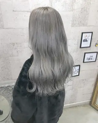 ロング カラー インナーカラー/天神 ブリーチ/吉田のヘアスタイル