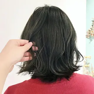 ミディアム カラー スナコザワ レナのヘアスタイル