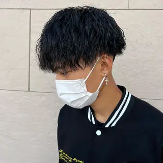 パーマ メンズ toiro所属・塩澤 悠希のヘアスタイル