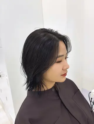 ミディアム カラー momo /ニュアンスレイヤーのヘアスタイル