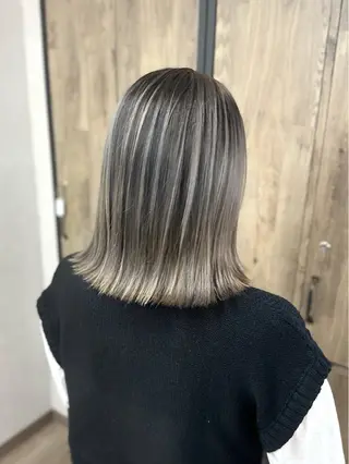 ミディアム カラー VIF所属・🗻飯田誠也🗻 カットカラー得意のヘアスタイル
